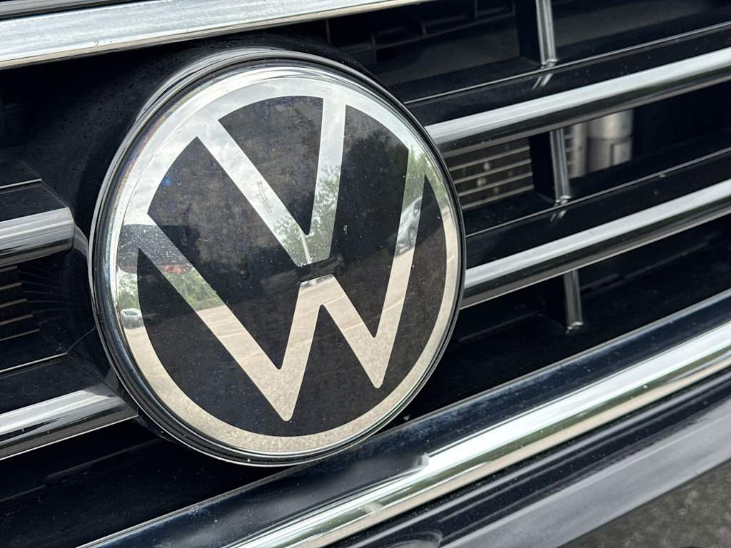 Thumbnail: 2022 Volkswagen Tiguan - 7