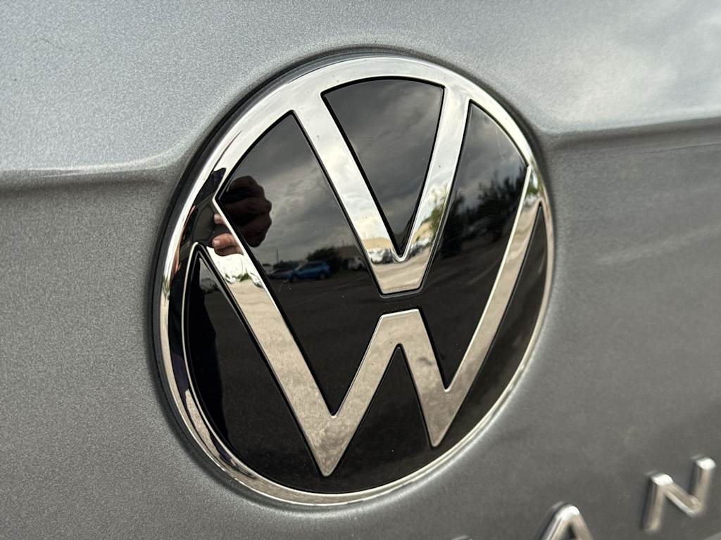 Thumbnail: 2024 Volkswagen Tiguan - 7
