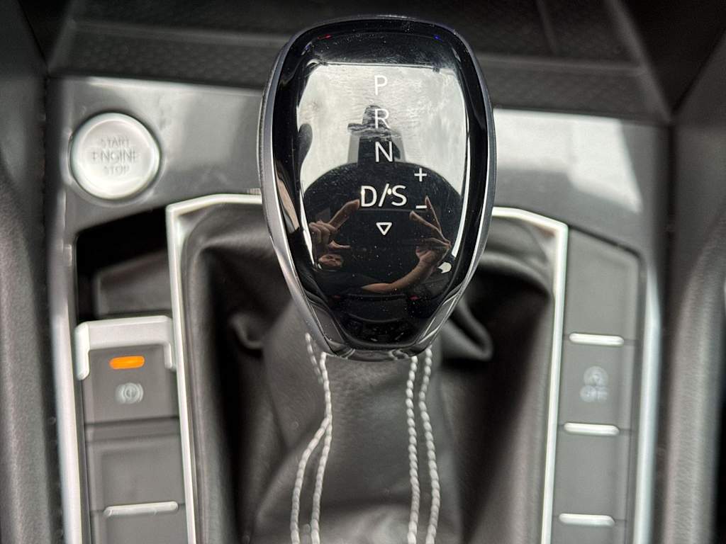 Thumbnail: 2024 Volkswagen Tiguan - 15