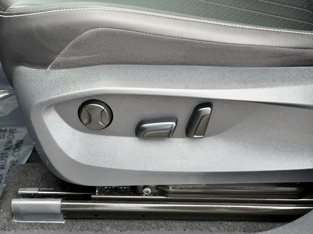 Thumbnail: 2024 Volkswagen Tiguan - 30