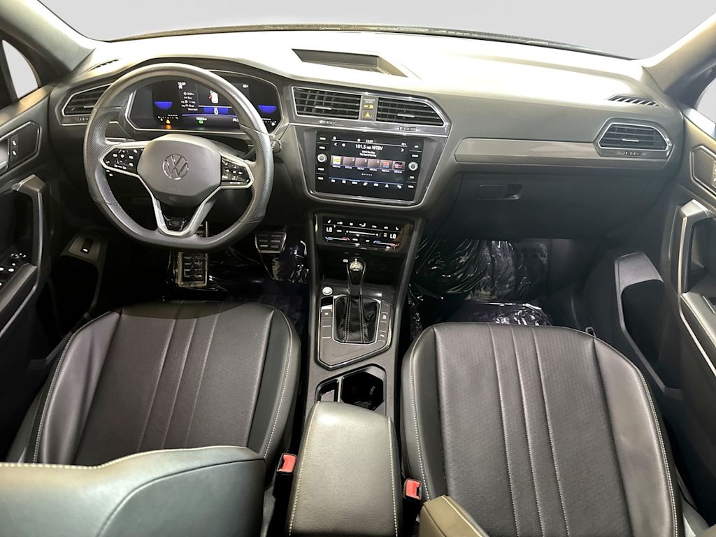 Thumbnail: 2022 Volkswagen Tiguan - 9