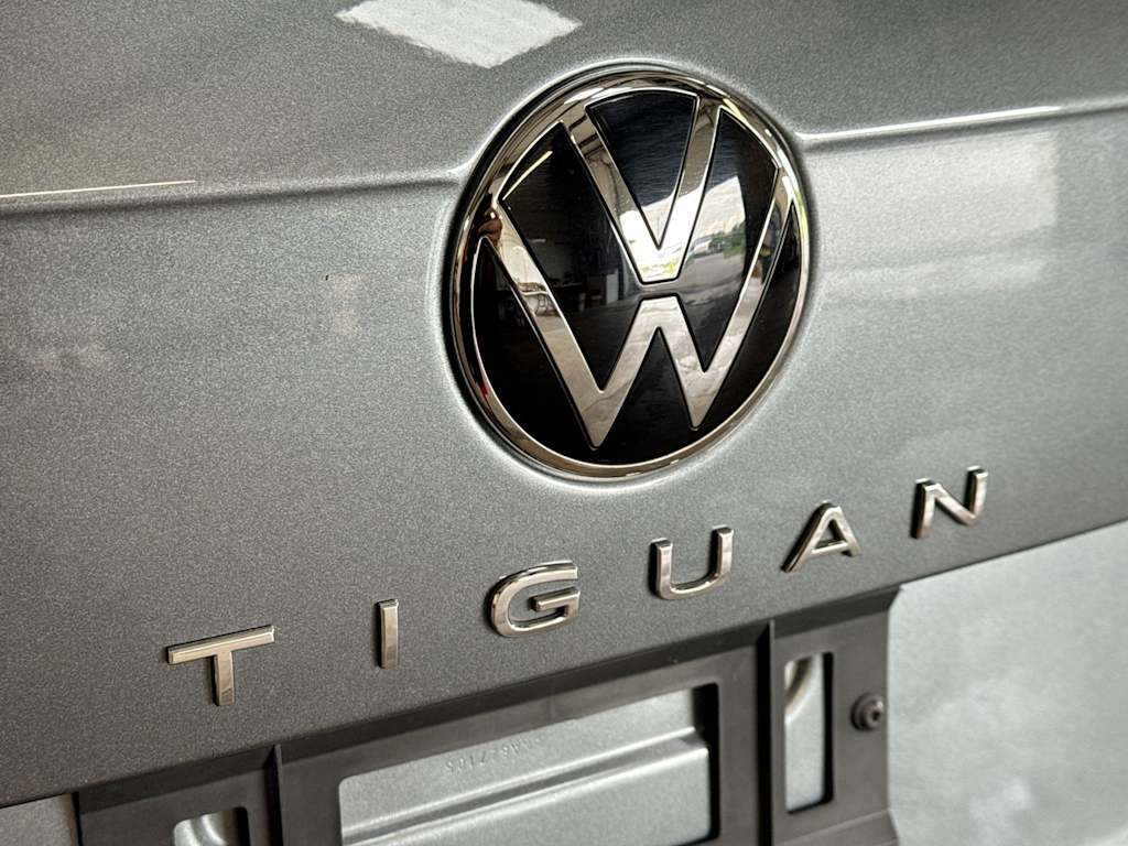 Thumbnail: 2022 Volkswagen Tiguan - 30