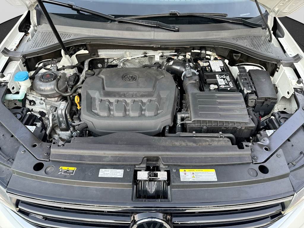 Thumbnail: 2024 Volkswagen Tiguan - 9