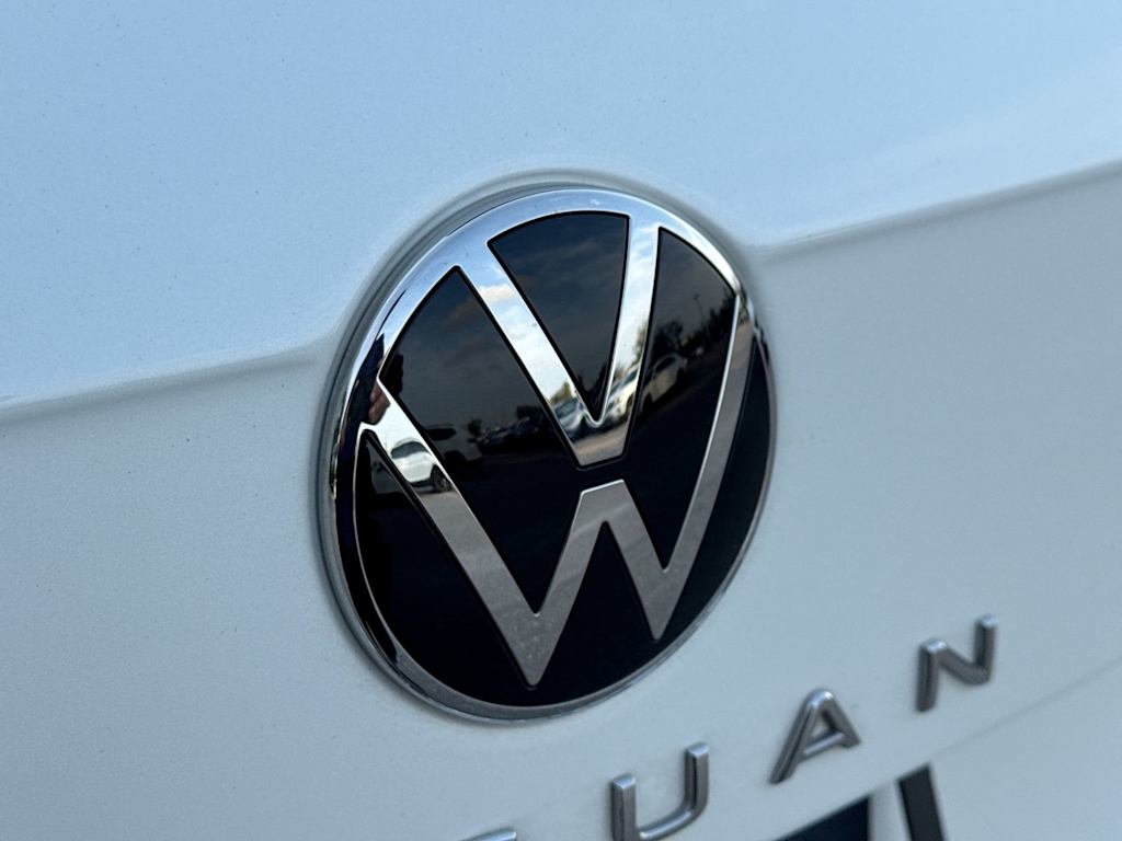 Thumbnail: 2024 Volkswagen Tiguan - 7
