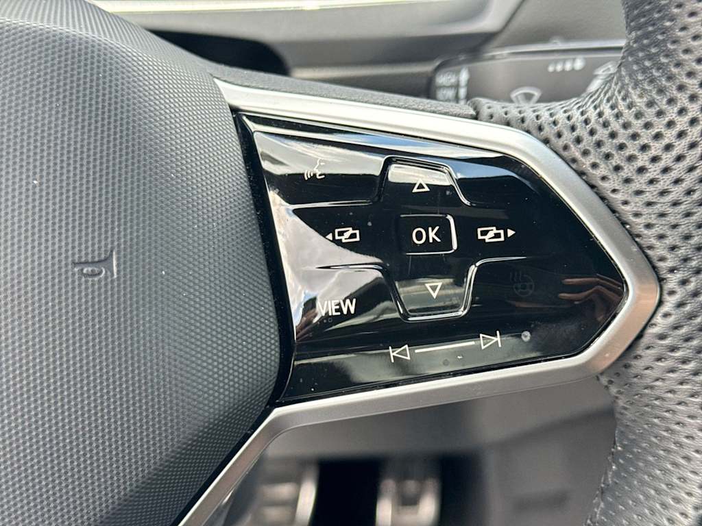 Thumbnail: 2024 Volkswagen Tiguan - 35