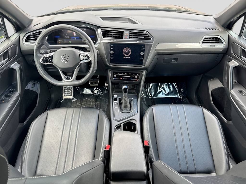 Thumbnail: 2024 Volkswagen Tiguan - 2