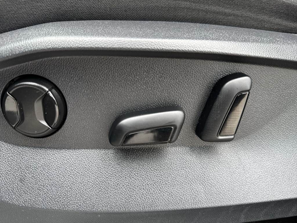Thumbnail: 2024 Volkswagen Tiguan - 22