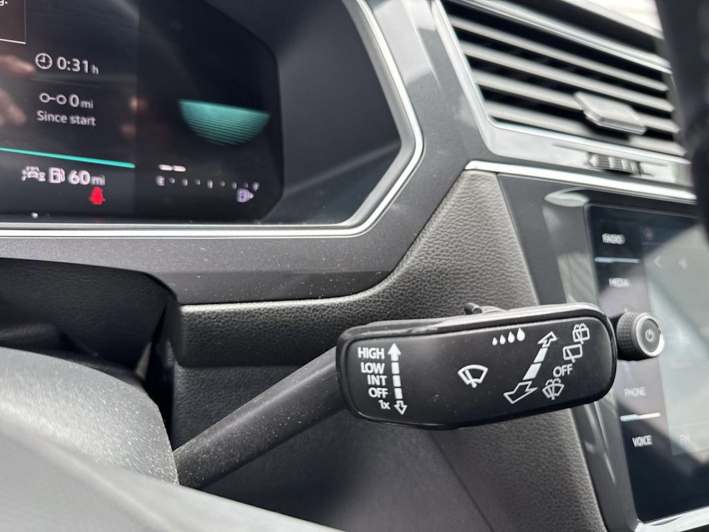 Thumbnail: 2024 Volkswagen Tiguan - 15
