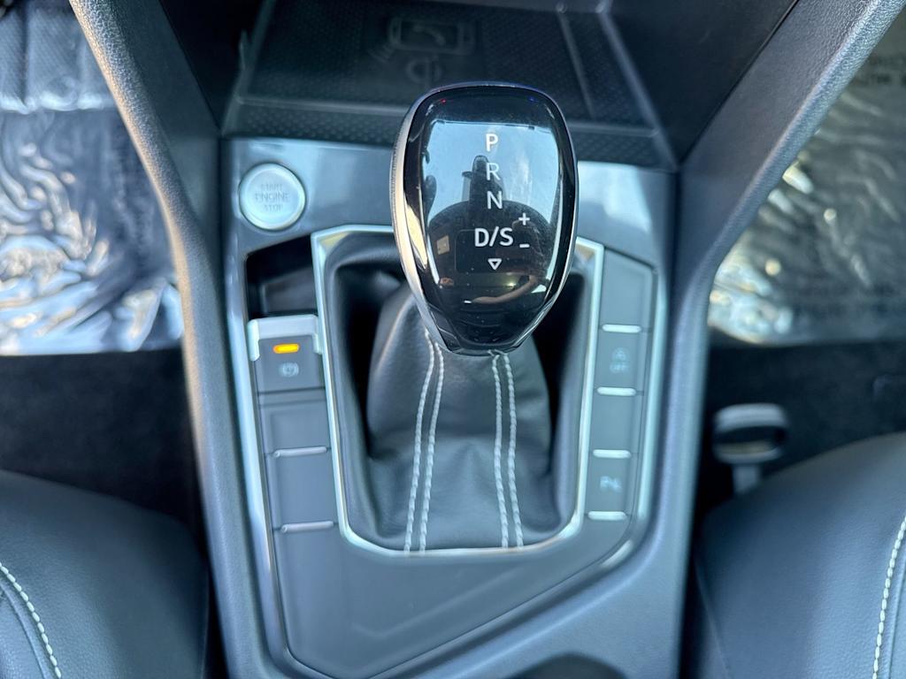 Thumbnail: 2024 Volkswagen Tiguan - 15