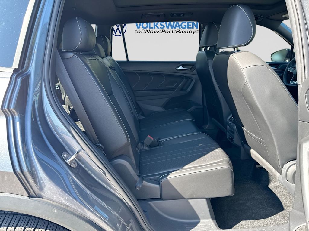 Thumbnail: 2024 Volkswagen Tiguan - 34