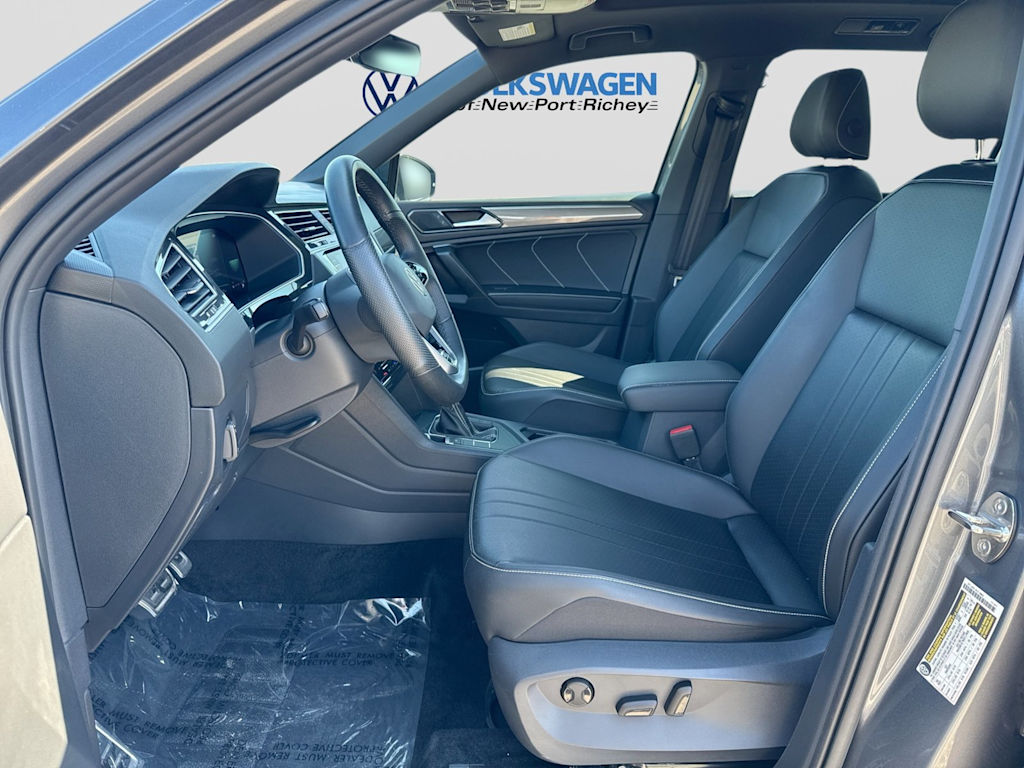Thumbnail: 2024 Volkswagen Tiguan - 10