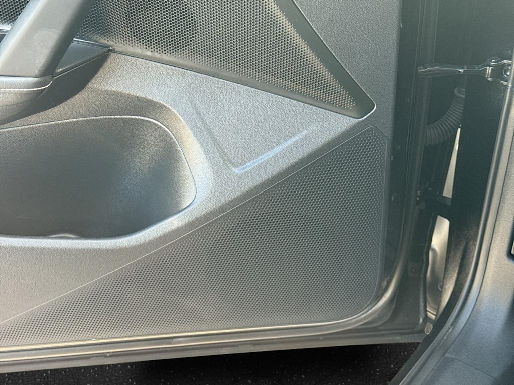 Thumbnail: 2025 Volkswagen Tiguan - 31