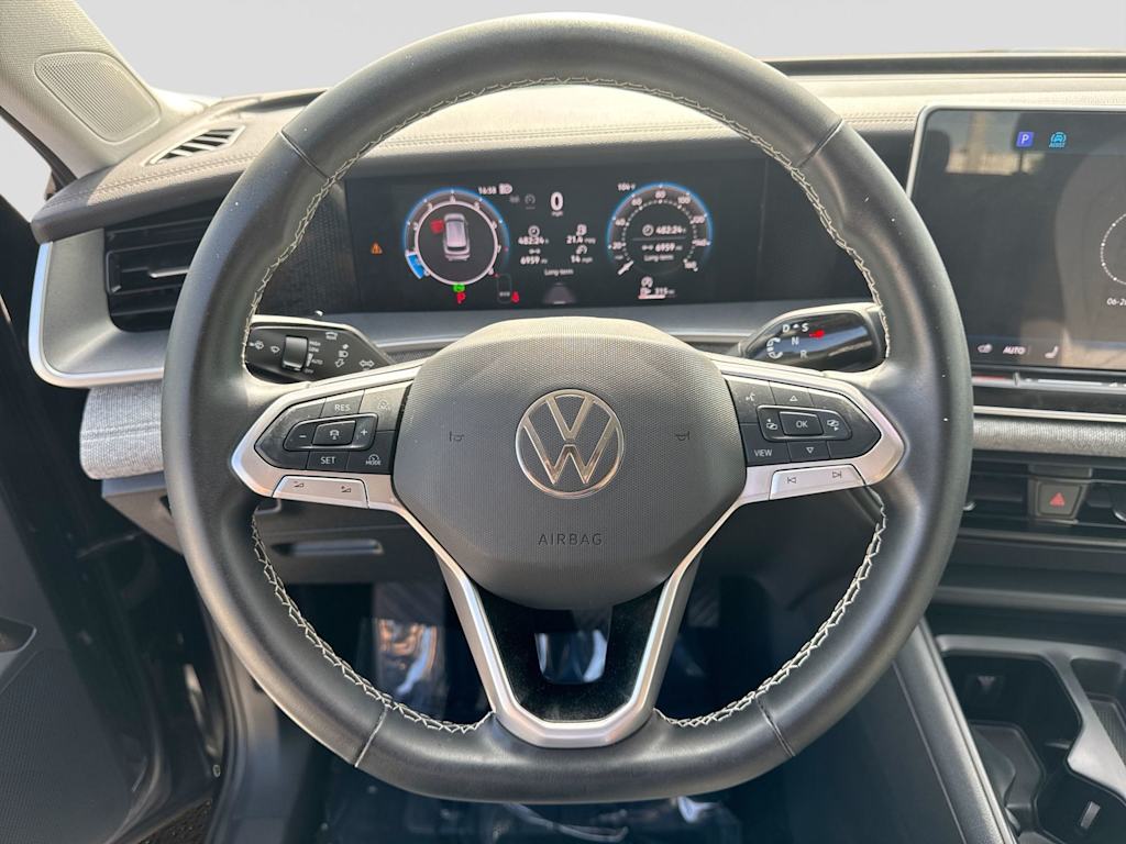 Thumbnail: 2025 Volkswagen Tiguan - 10