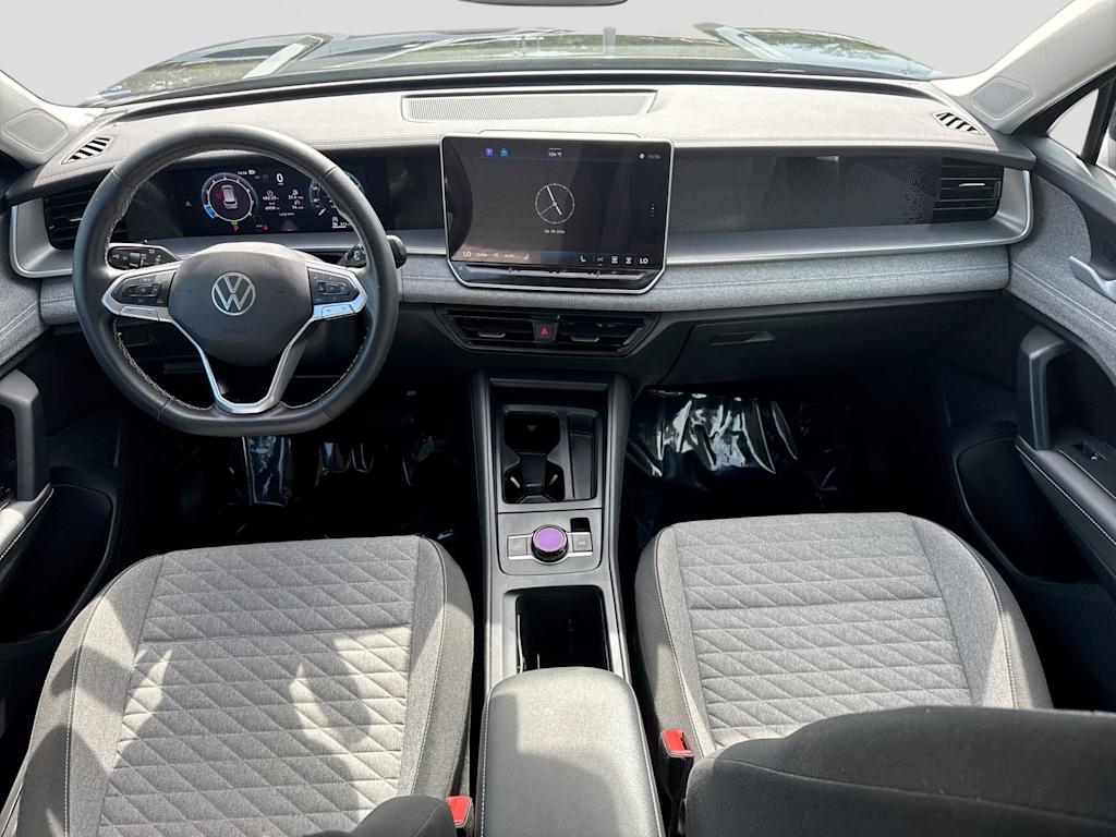 Thumbnail: 2025 Volkswagen Tiguan - 2