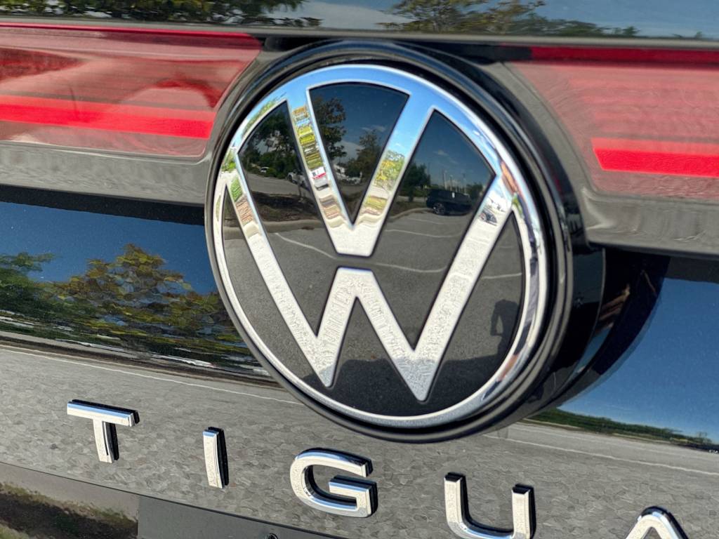 Thumbnail: 2025 Volkswagen Tiguan - 7