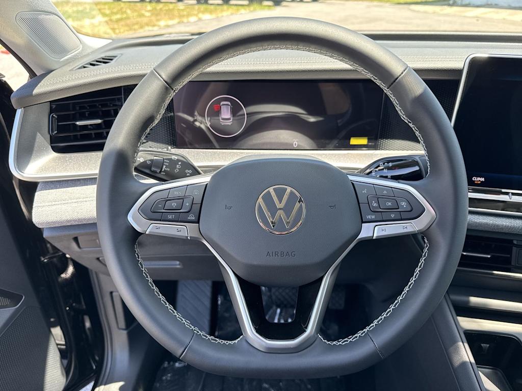 Thumbnail: 2026 Volkswagen Tiguan - 10