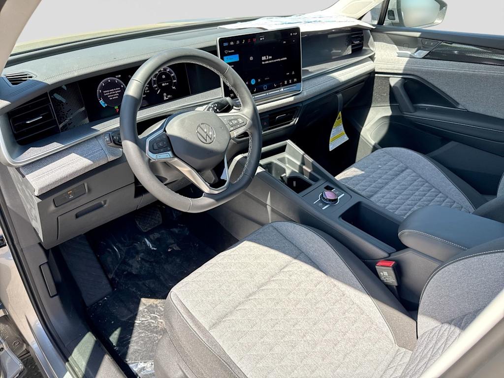 Thumbnail: 2026 Volkswagen Tiguan - 2