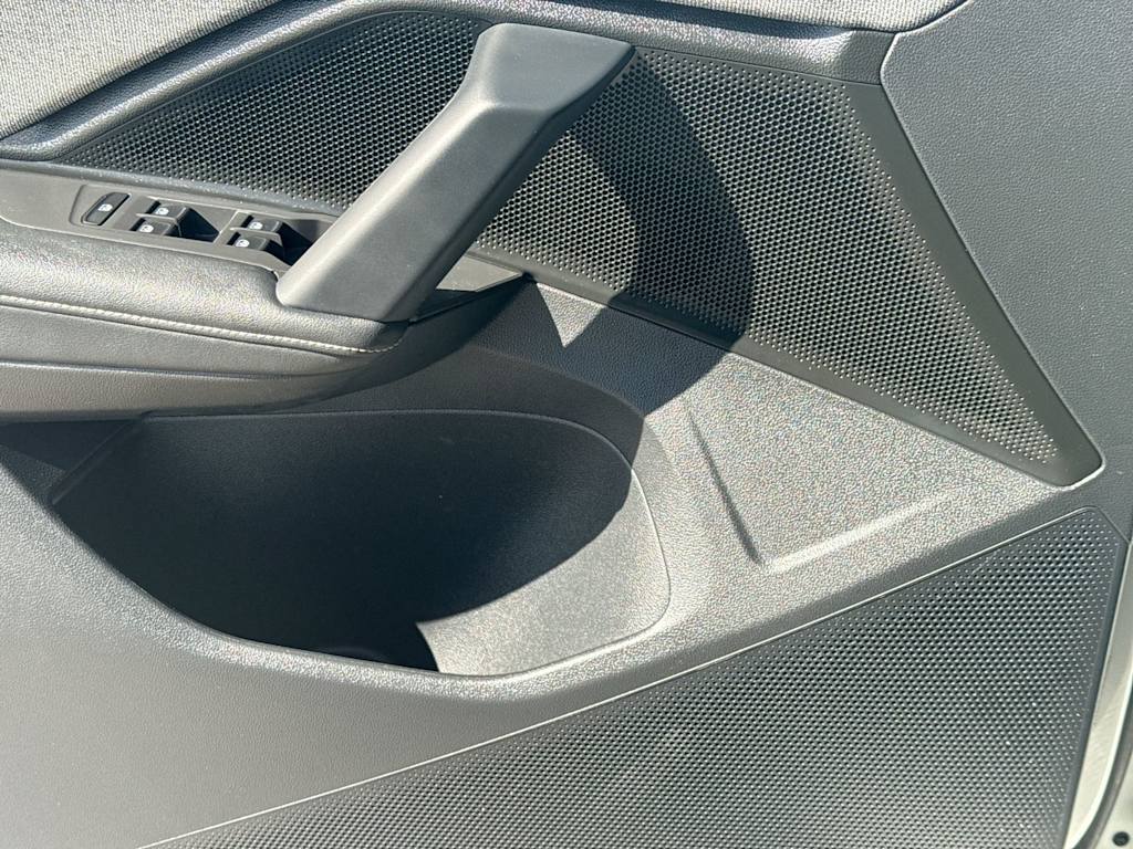 Thumbnail: 2025 Volkswagen Tiguan - 37