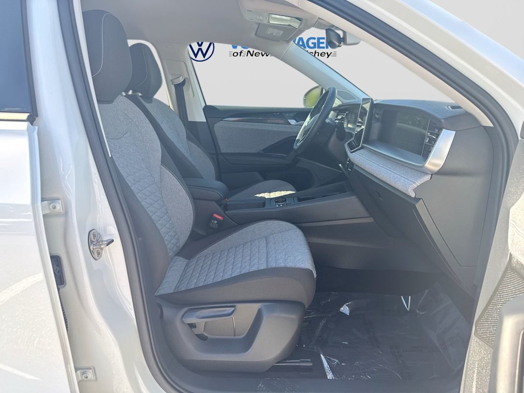 Thumbnail: 2025 Volkswagen Tiguan - 11