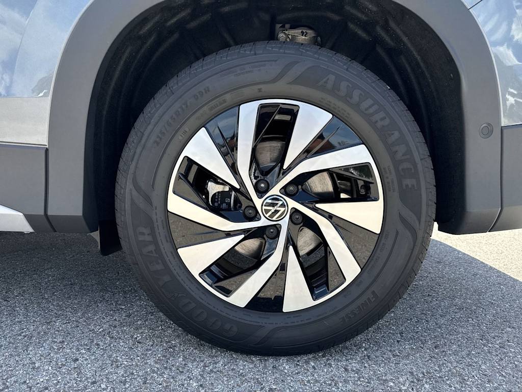 Thumbnail: 2026 Volkswagen Tiguan - 8