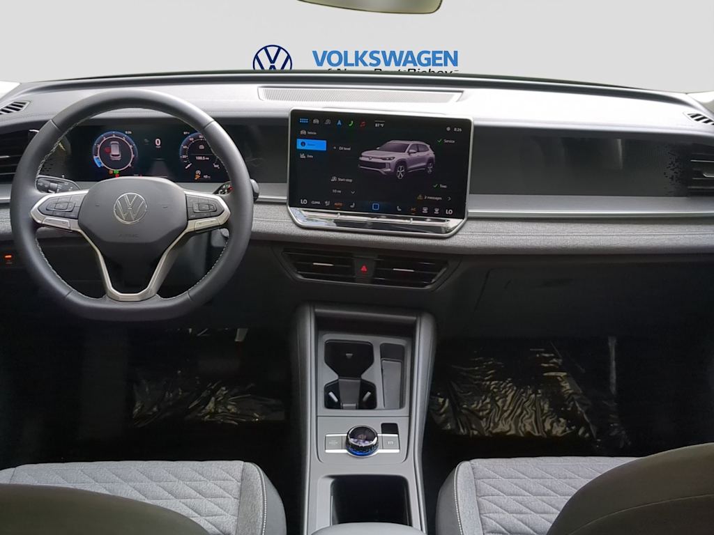 Thumbnail: 2025 Volkswagen Tiguan - 8
