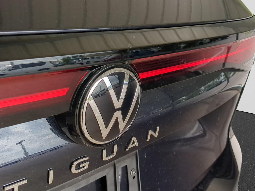 Thumbnail: 2025 Volkswagen Tiguan - 6