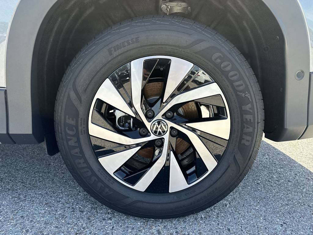 Thumbnail: 2026 Volkswagen Tiguan - 8