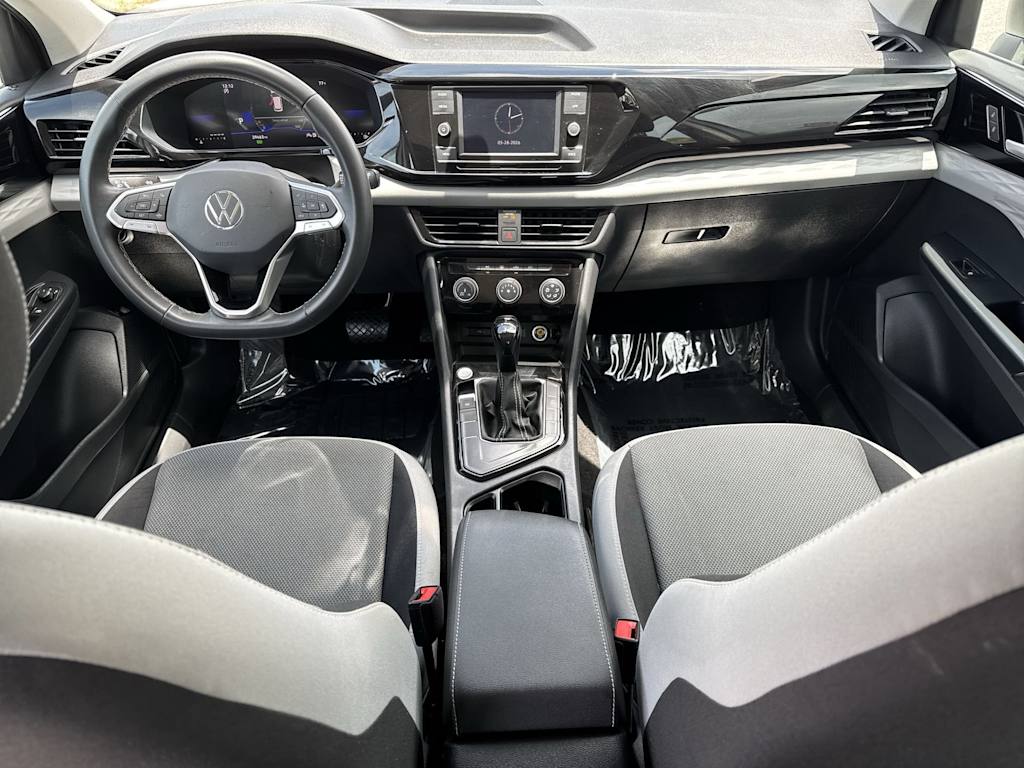Thumbnail: 2023 Volkswagen Taos - 10