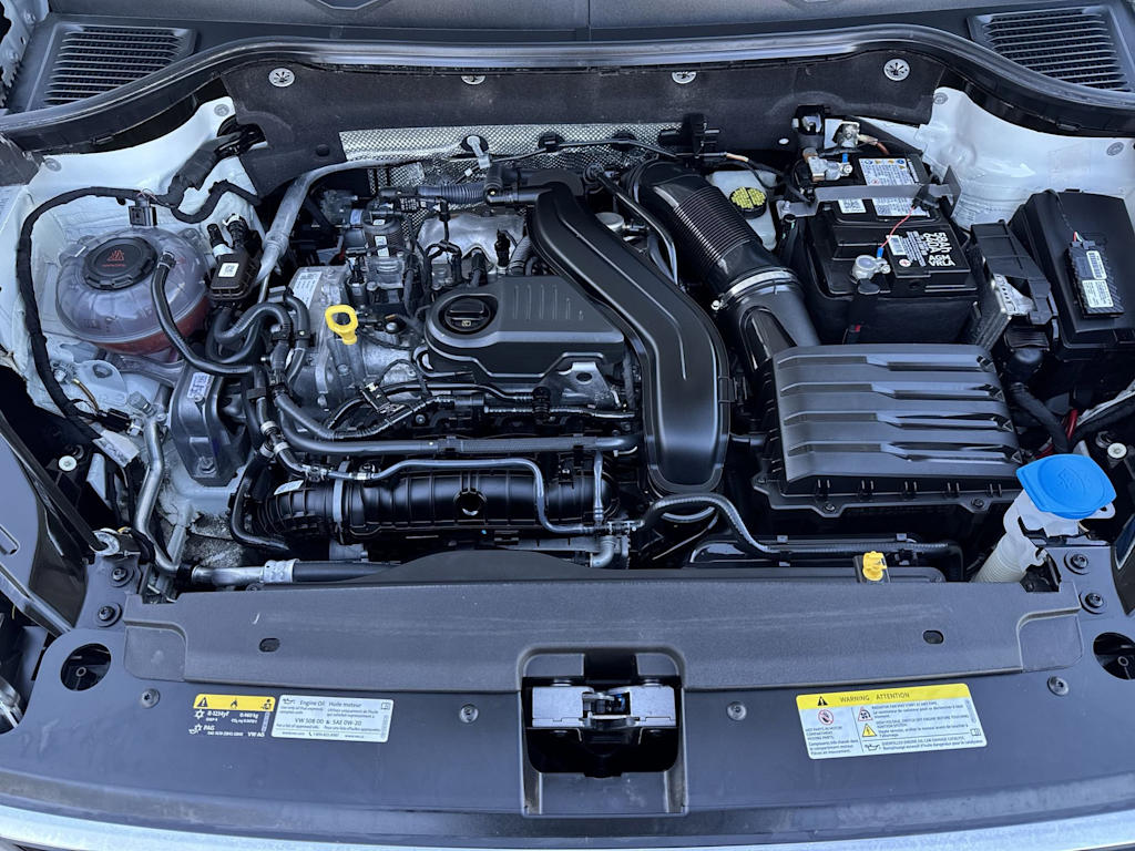 Thumbnail: 2023 Volkswagen Taos - 9