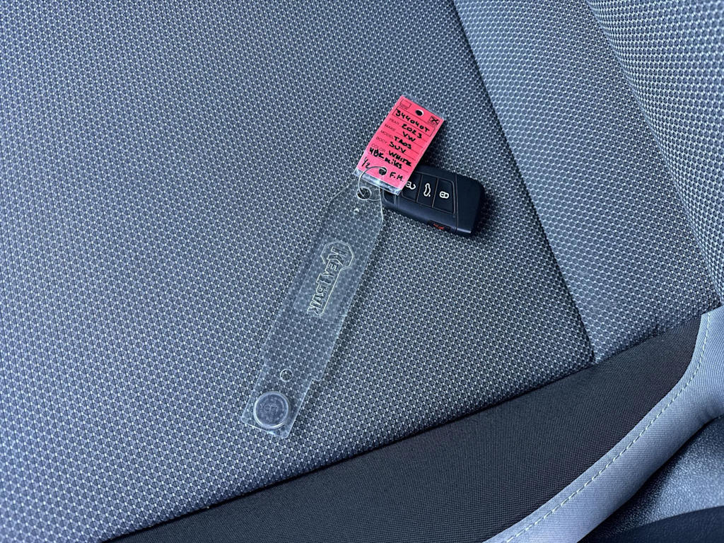 Thumbnail: 2023 Volkswagen Taos - 40