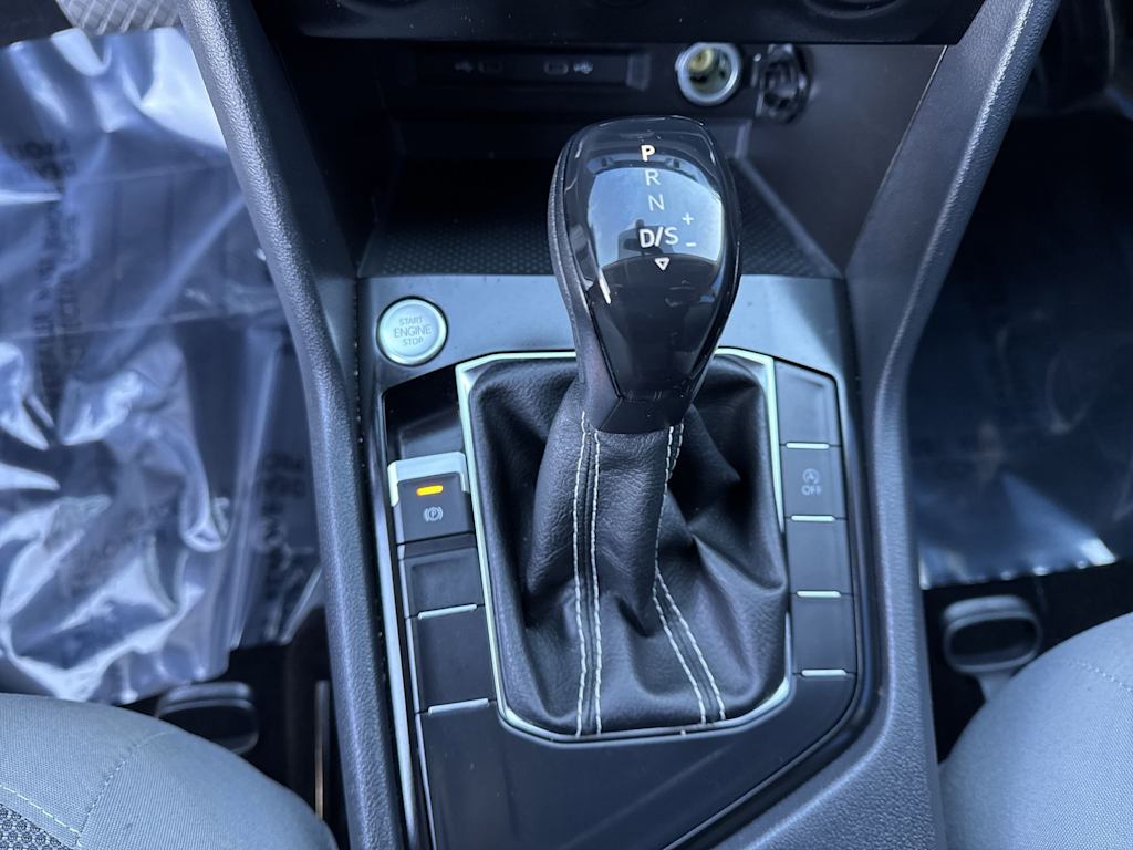 Thumbnail: 2023 Volkswagen Taos - 16