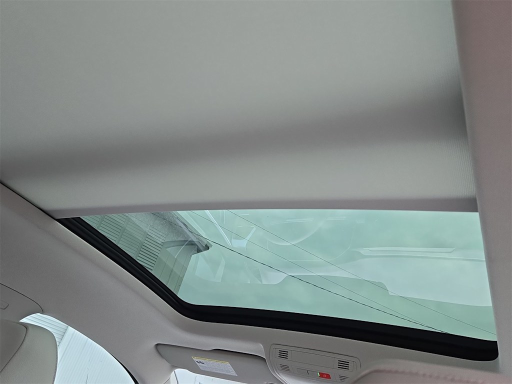 Thumbnail: 2025 Volkswagen Taos - 28