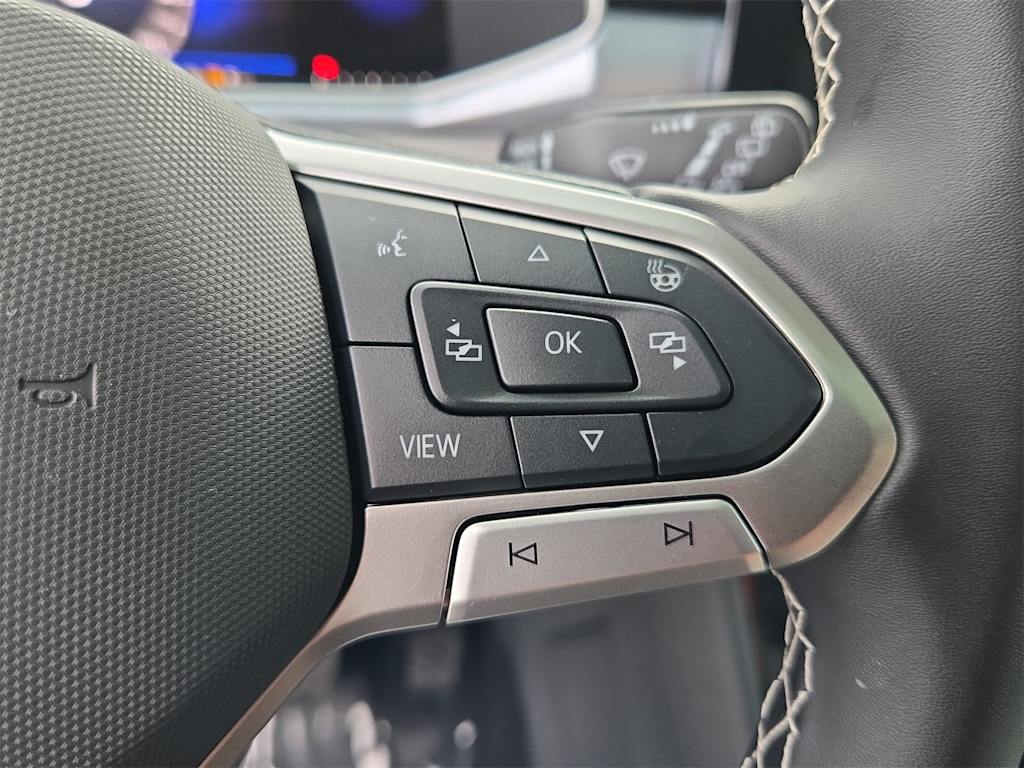 Thumbnail: 2025 Volkswagen Taos - 30