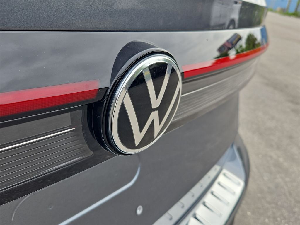 Thumbnail: 2025 Volkswagen Taos - 6