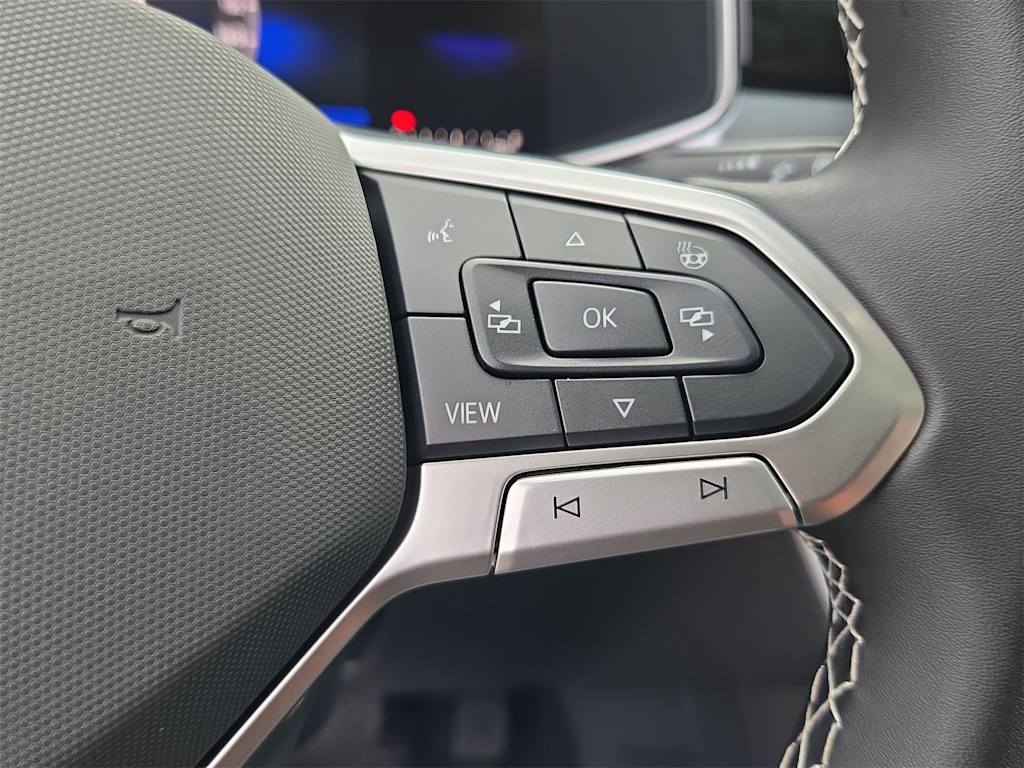 Thumbnail: 2025 Volkswagen Taos - 32