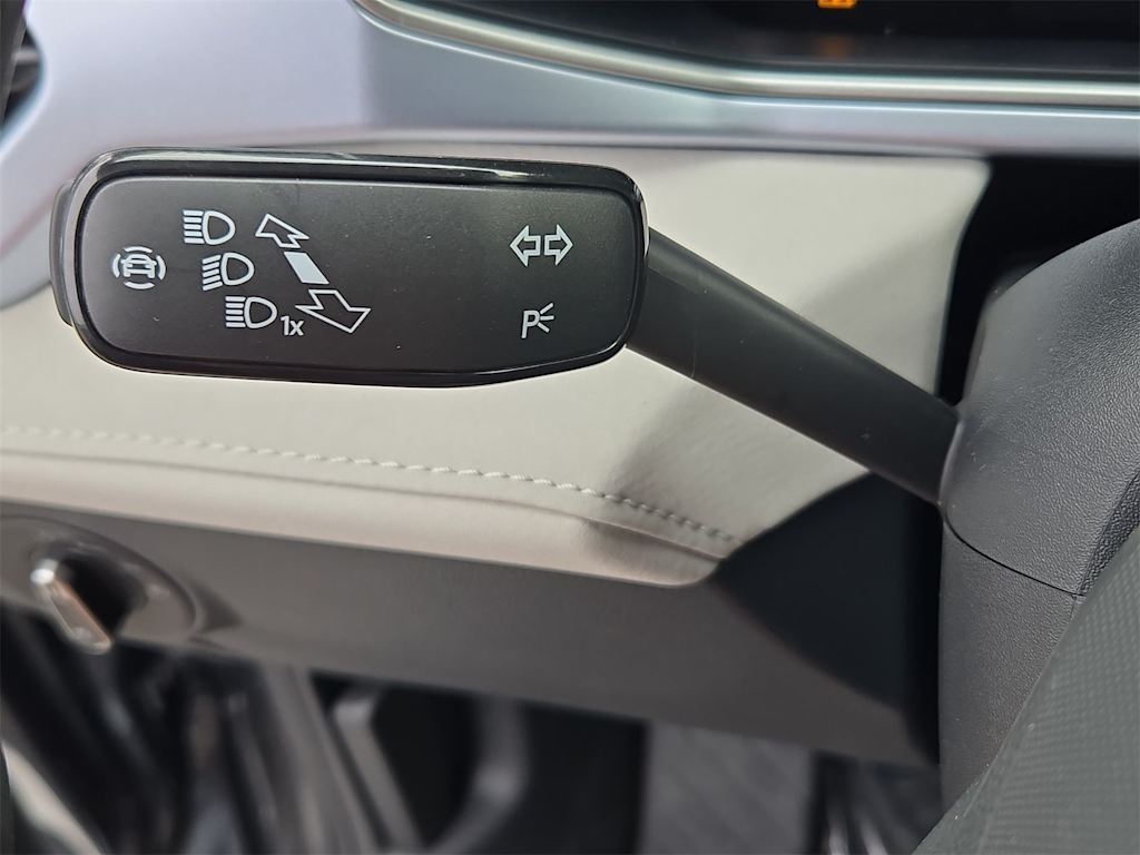 Thumbnail: 2025 Volkswagen Taos - 34