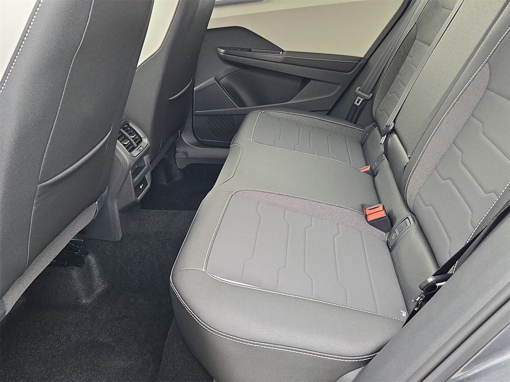 Thumbnail: 2025 Volkswagen Taos - 12