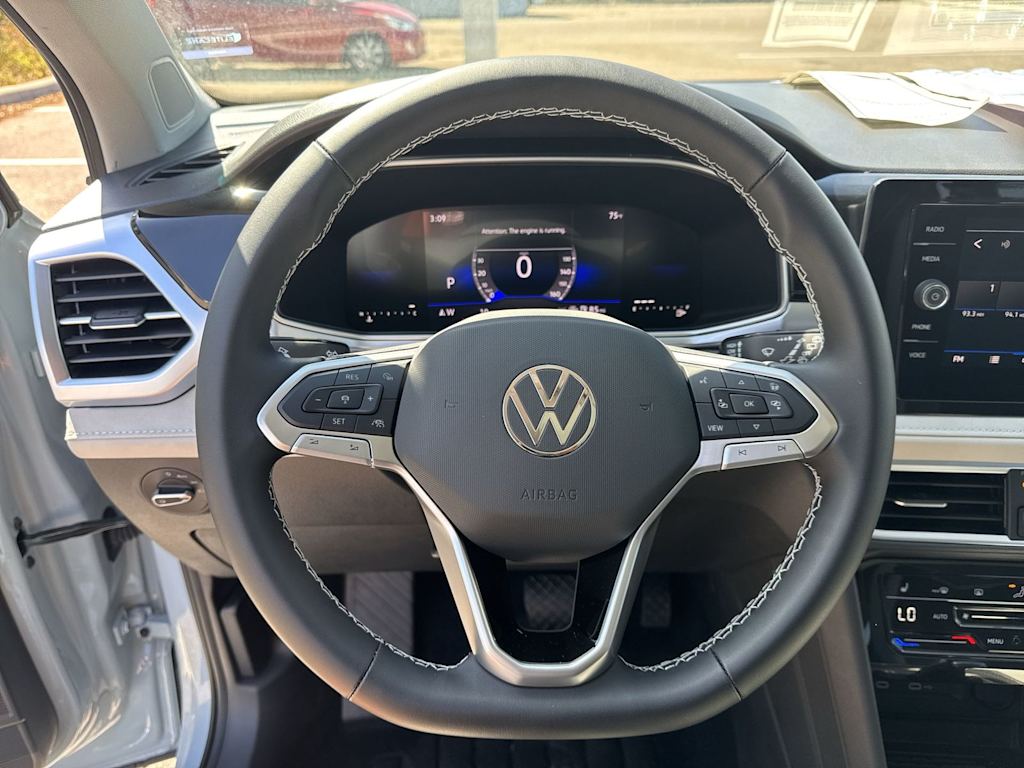 Thumbnail: 2025 Volkswagen Taos - 14
