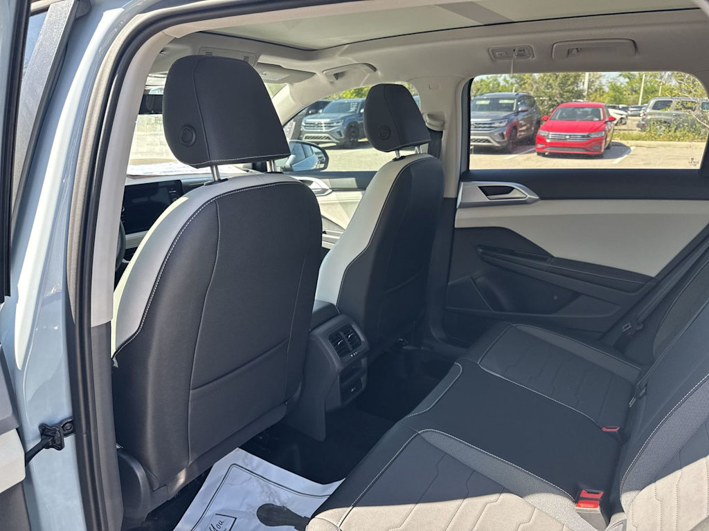 Thumbnail: 2025 Volkswagen Taos - 13