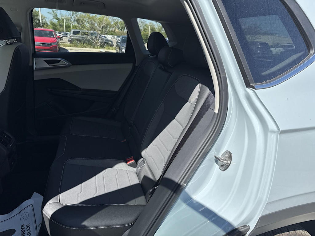 Thumbnail: 2025 Volkswagen Taos - 31