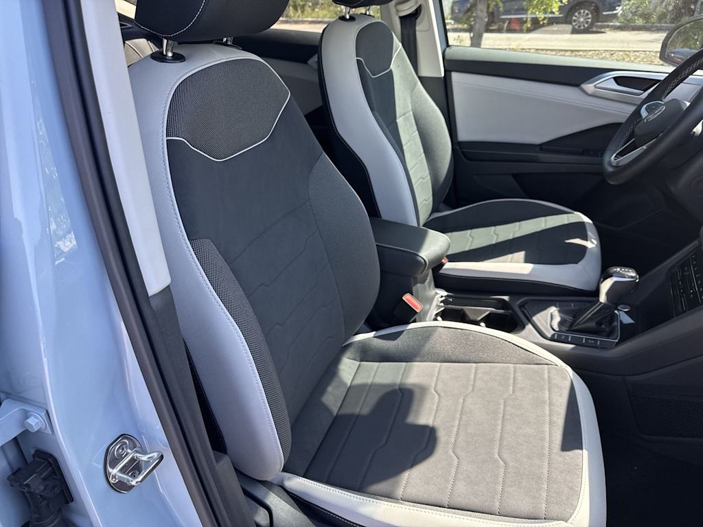 Thumbnail: 2025 Volkswagen Taos - 12