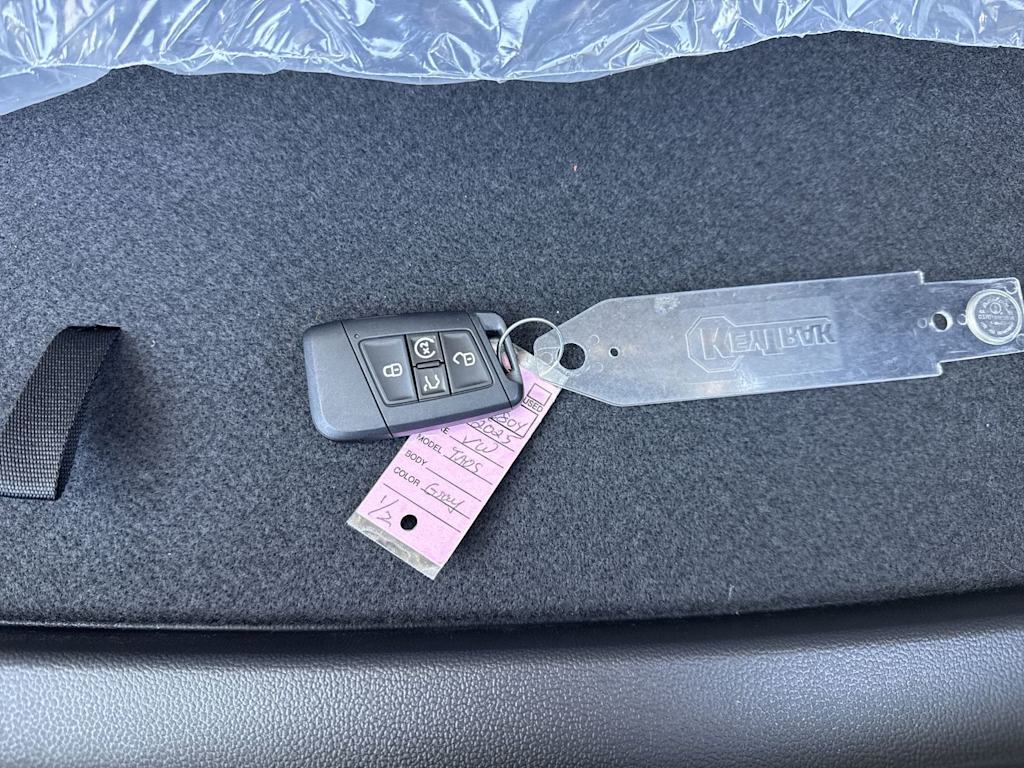 Thumbnail: 2025 Volkswagen Taos - 41