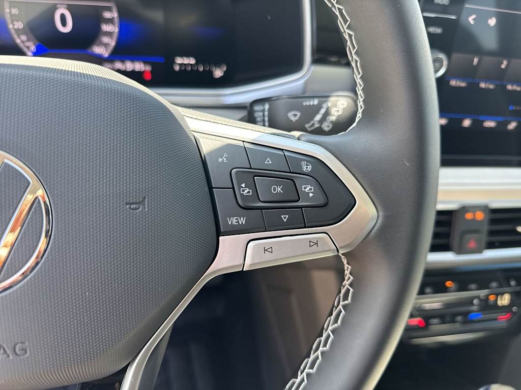 Thumbnail: 2025 Volkswagen Taos - 34