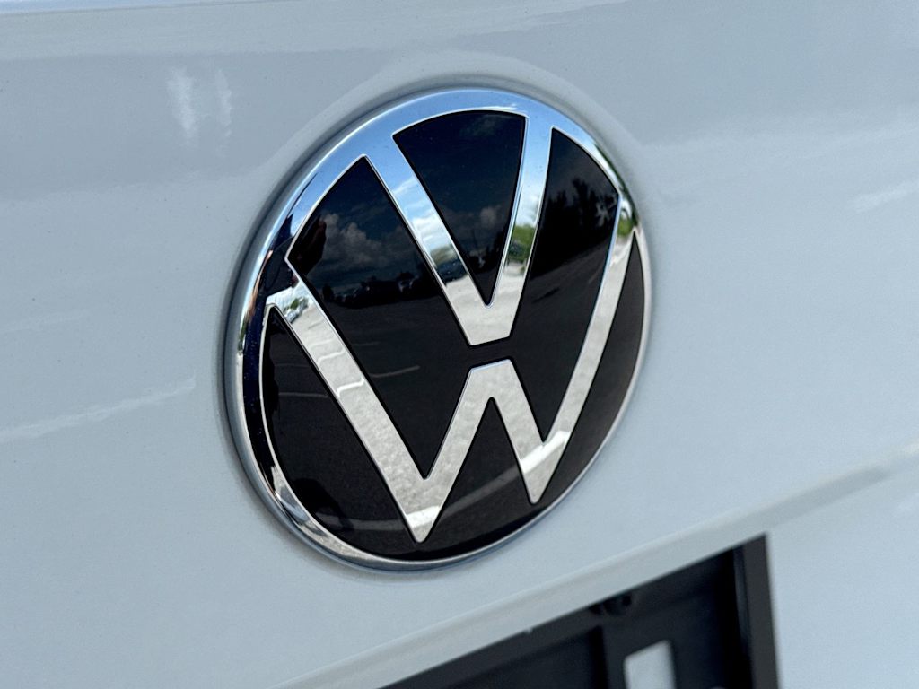 Thumbnail: 2024 Volkswagen Taos - 7