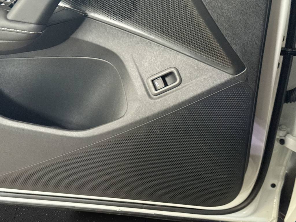 Thumbnail: 2026 Volkswagen Tiguan - 39
