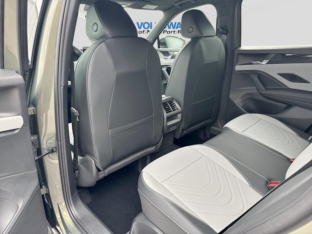 Thumbnail: 2026 Volkswagen Tiguan - 12