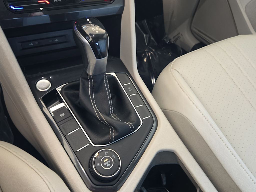 Thumbnail: 2023 Volkswagen Tiguan - 36