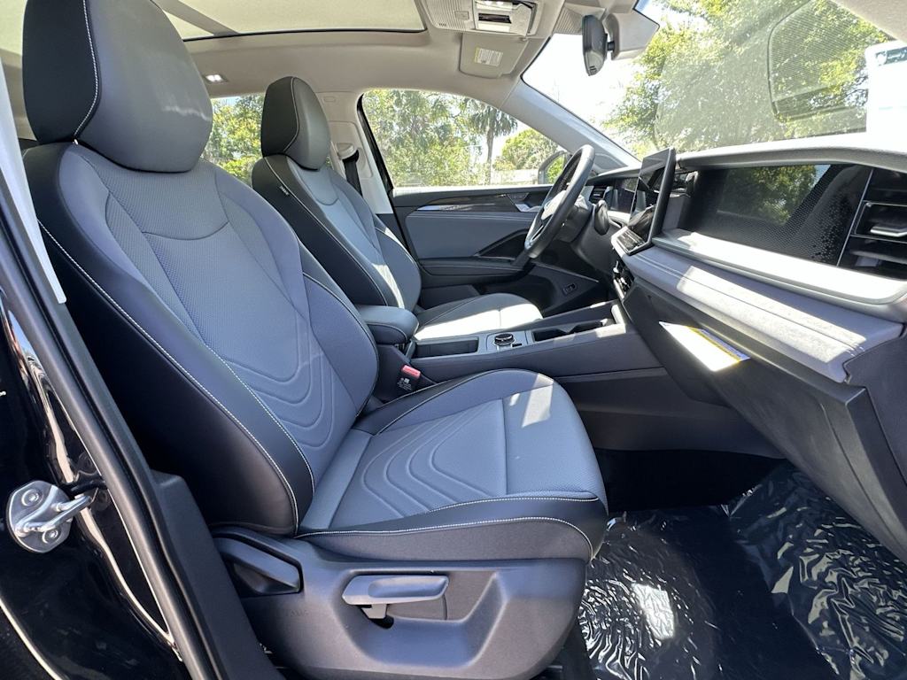 Thumbnail: 2026 Volkswagen Tiguan - 12