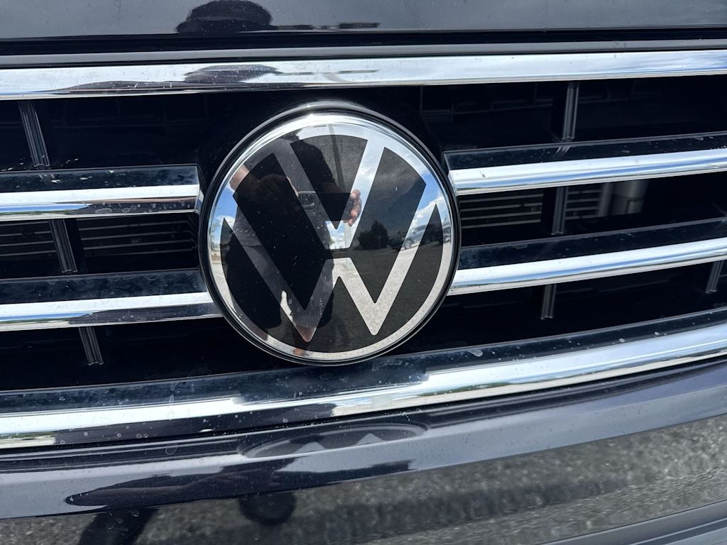 Thumbnail: 2023 Volkswagen Tiguan - 7