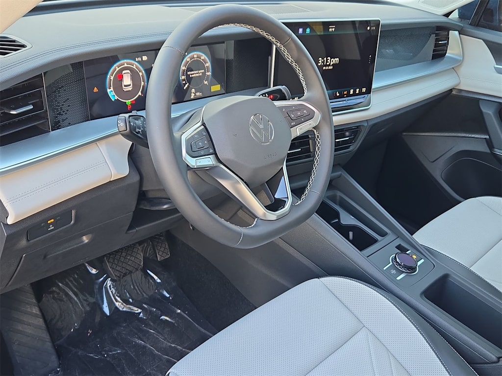 Thumbnail: 2025 Volkswagen Tiguan - 2